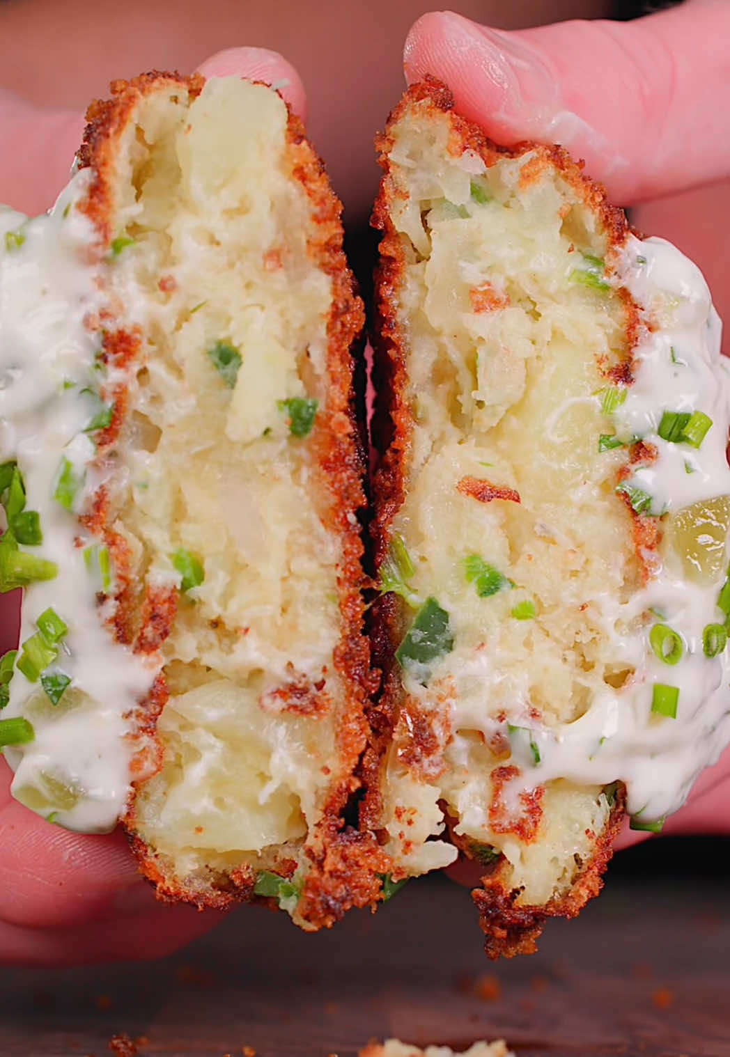 This Ultra-Crispy Crab and Potato Cake Recipe Overhauls the Diner Classic