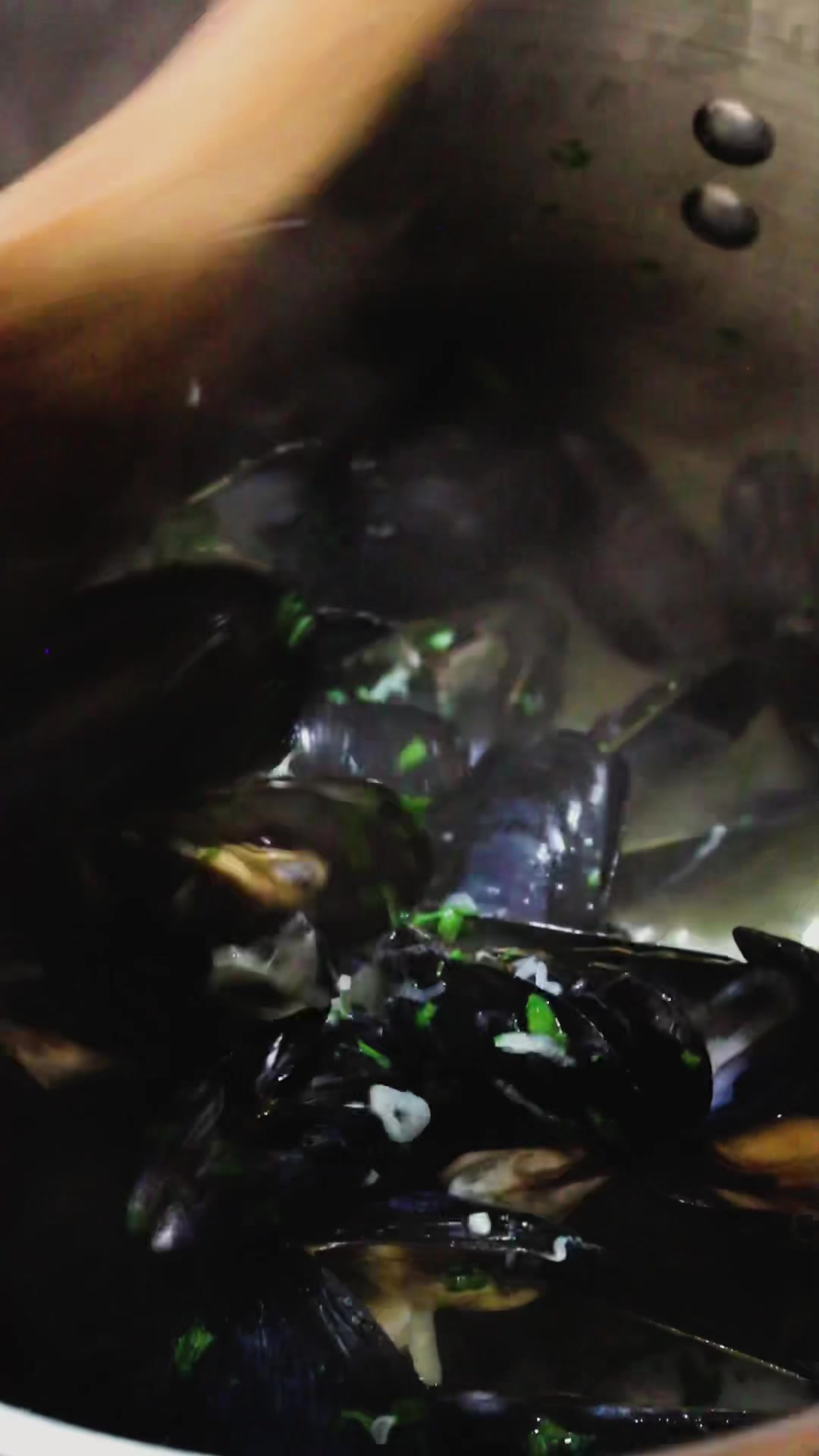 The Thermal Logic of the Perfect Moules Frites
